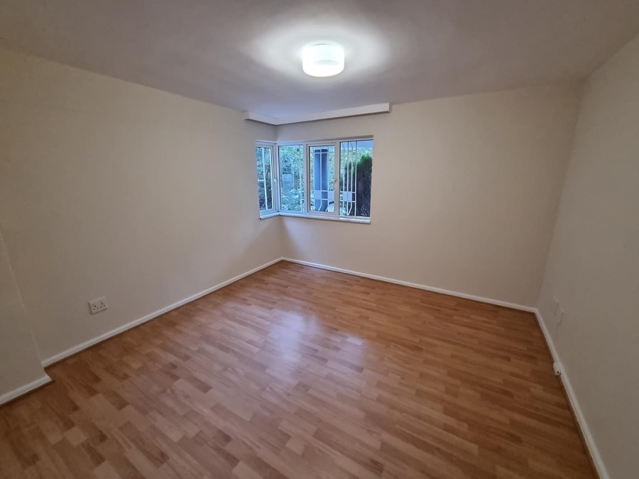 3 Bedroom Property for Sale in Vredehoek Western Cape